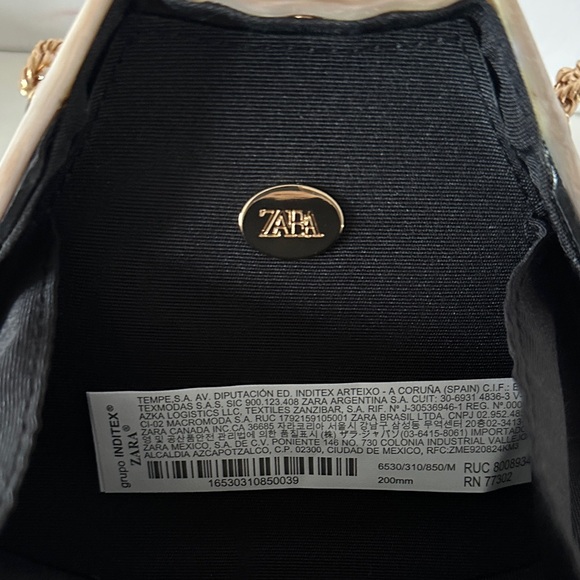 NWT Zara Hard Clam Shell Clutch - Picture 6 of 9